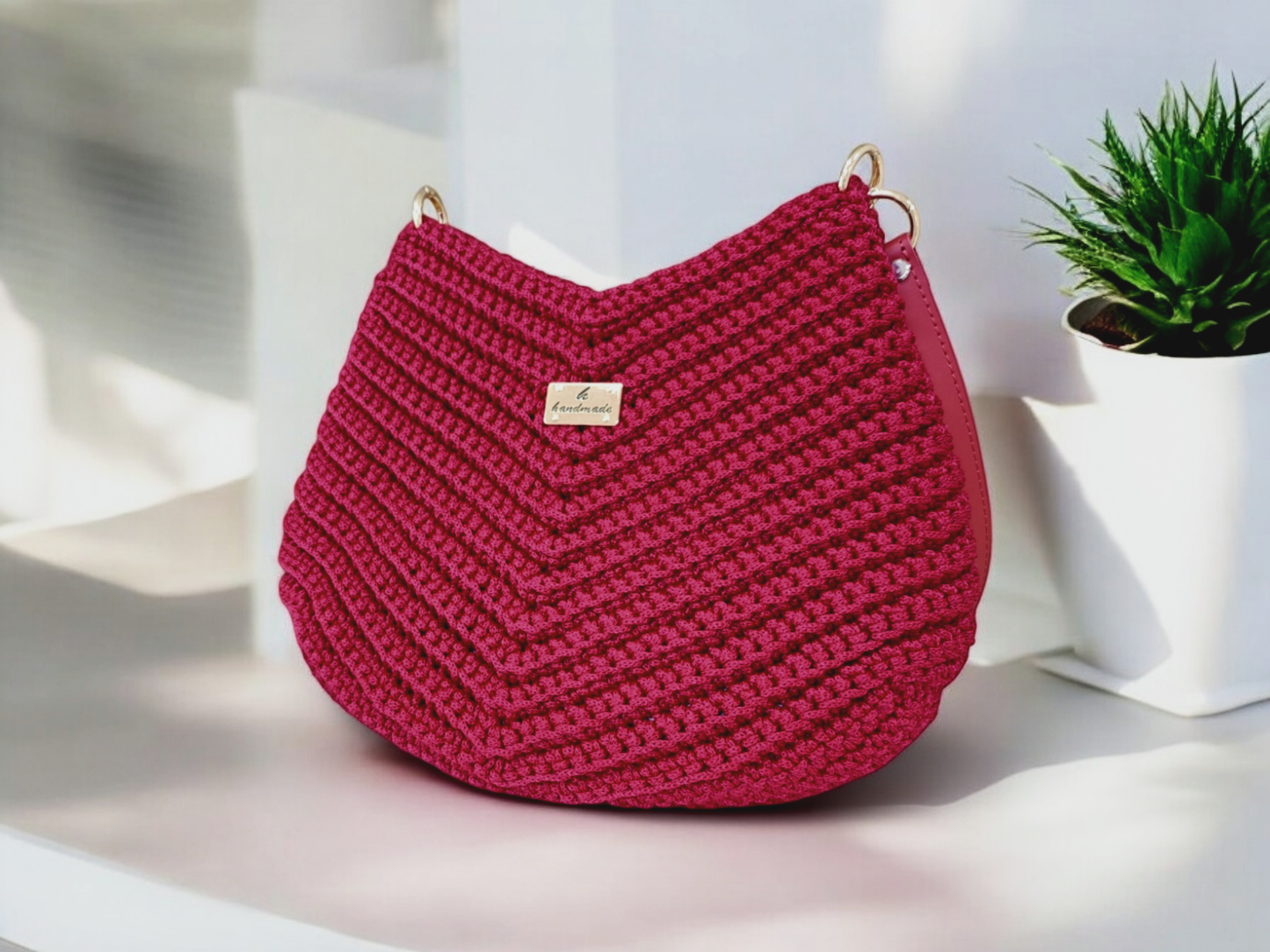 Accent Shoulder Bag – Ruby