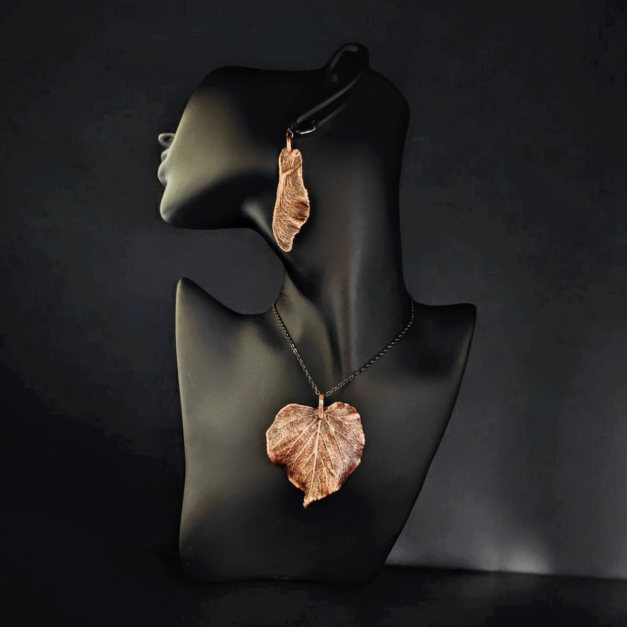 Copper Pendant “Golden Linden”