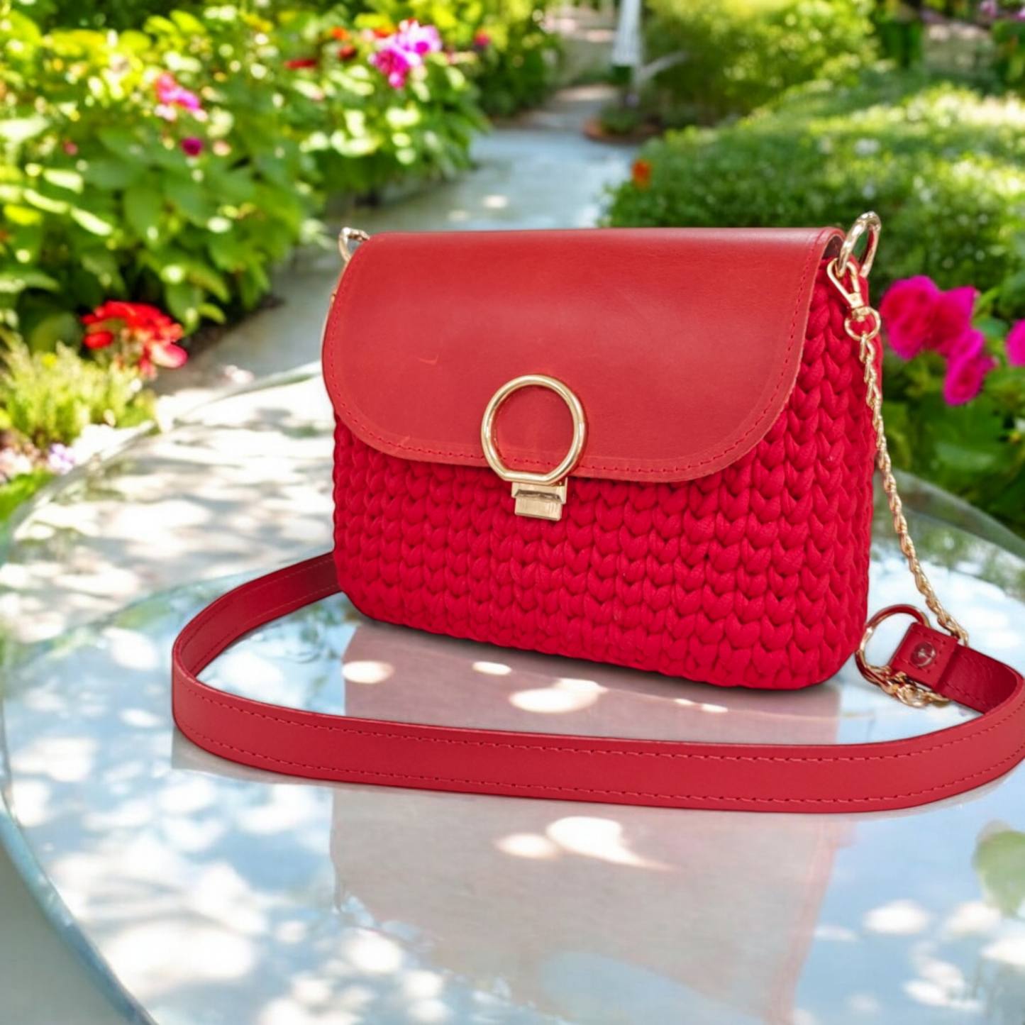 "Scarlet Charm" Knitted Crossbody Bag