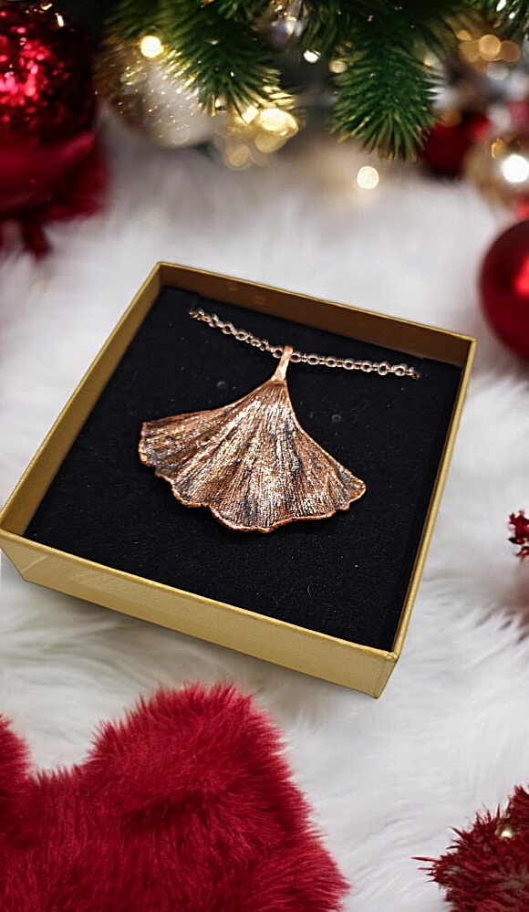 "Ginkgo leaf pendant"