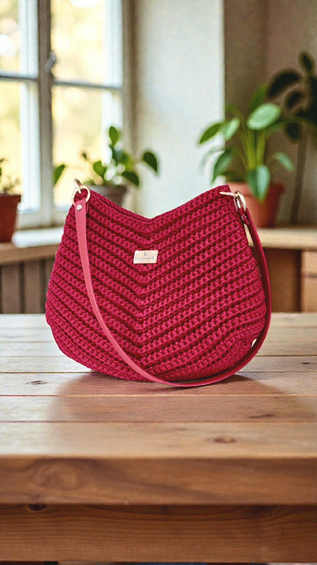 Accent Shoulder Bag – Ruby