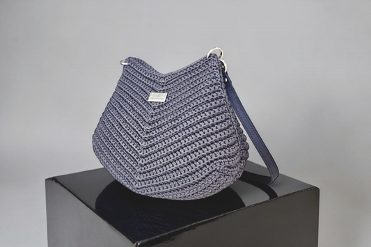 Accent Shoulder Bag – Graphite