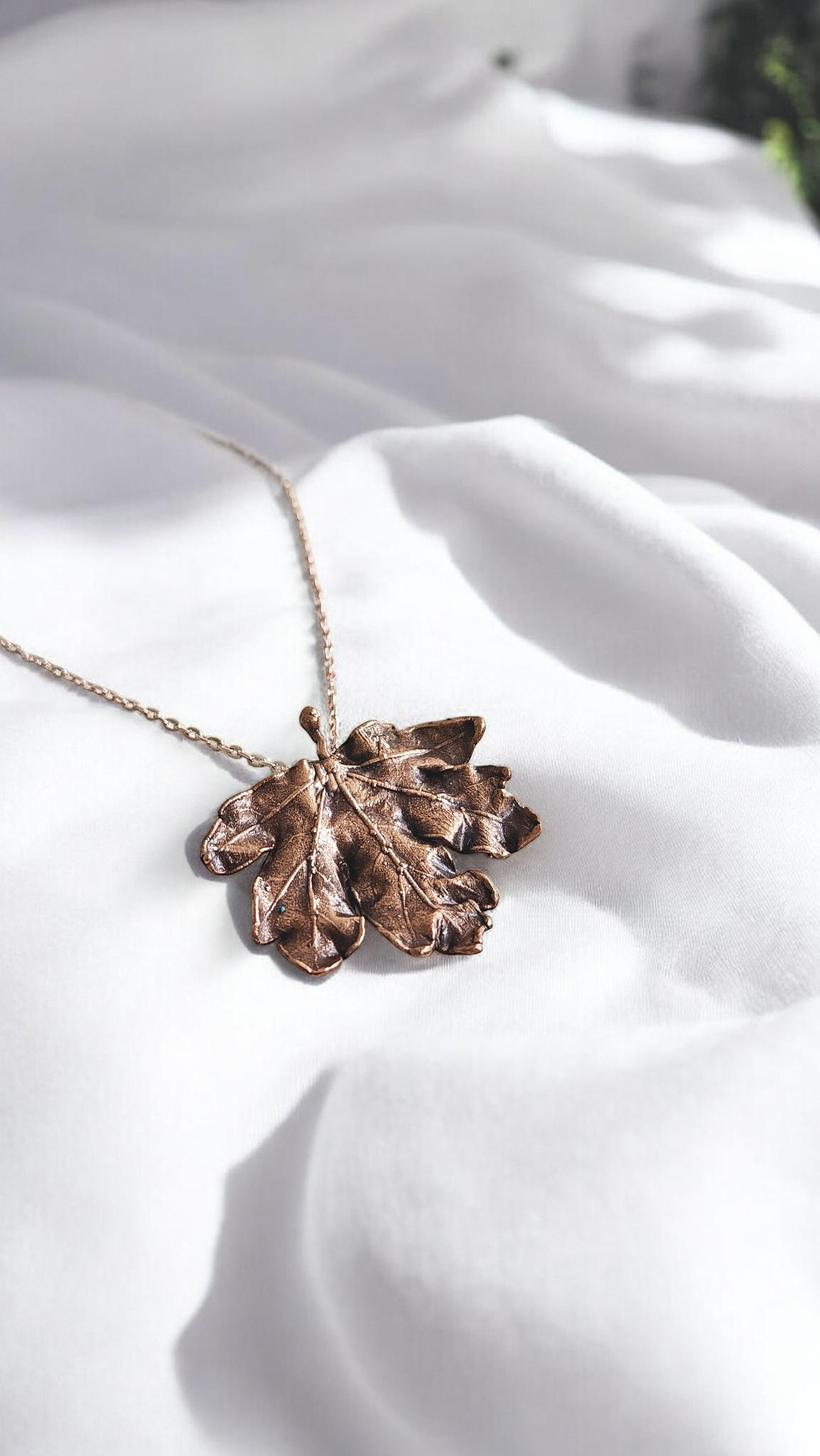 Copper Pendant “Curly Maple” – Designer Jewellery